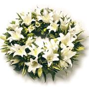 Rounded Lily Wreath